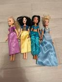 Lot de 4 barbies Disney