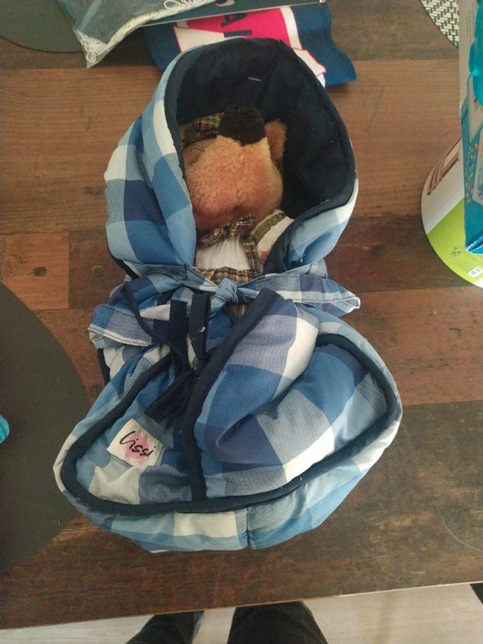 Porte bébé pour peluche - photo numéro 2