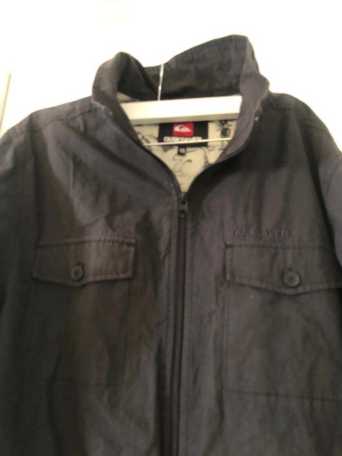 Veste légère Quick Silver . Taille S - photo numéro 2