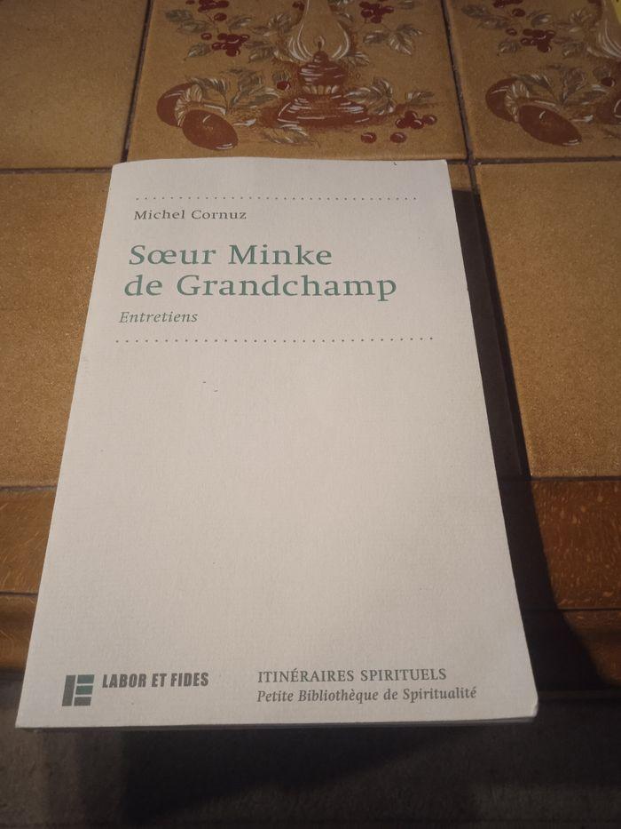 Soeur minke de grandchamp - photo numéro 1