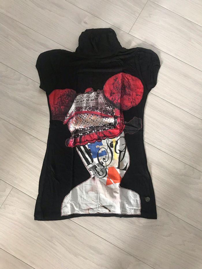 T-shirt noir avec col Desigual taille S - photo numéro 1