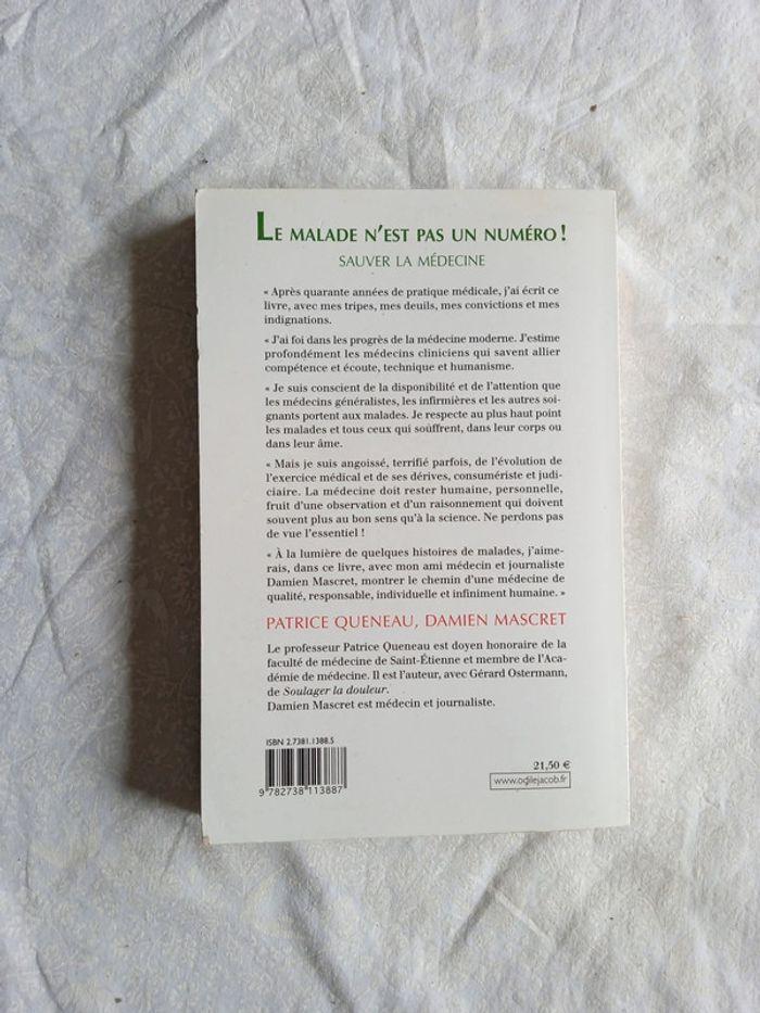 Livre " le malade n'est pas un numéro" - photo numéro 2