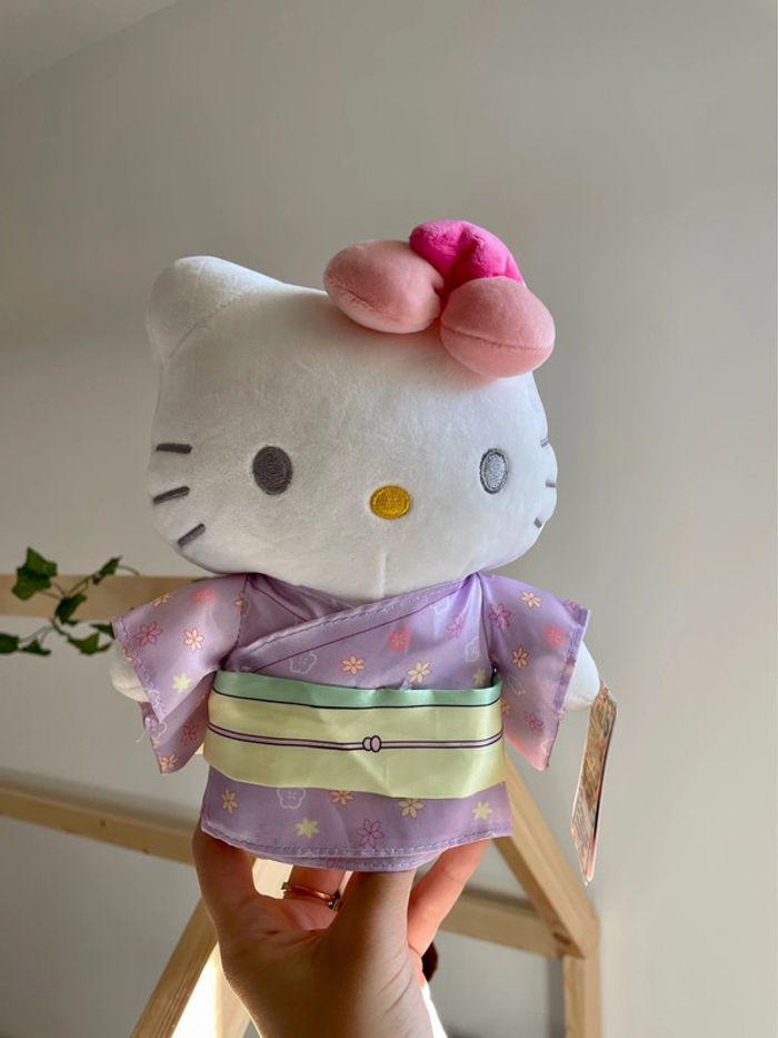 Peluche Hello Kitty en Kimono 👘 - photo numéro 14