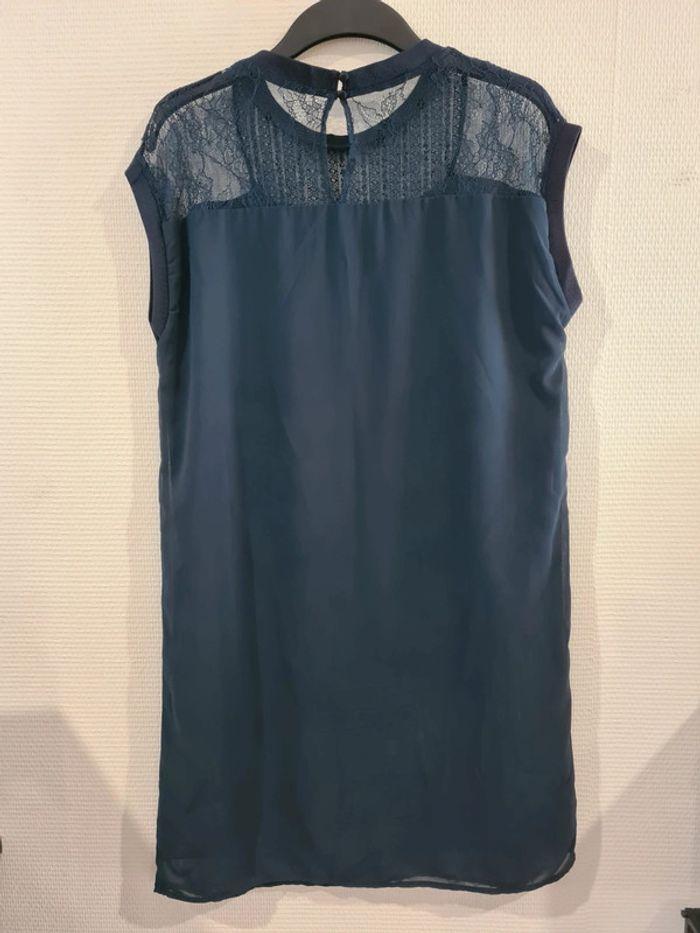 Robe bleu foncée légère - photo numéro 2