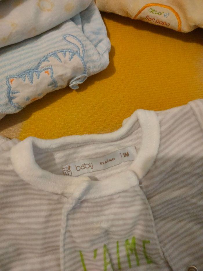 Lot de 10 pyjamas bébé taille 1 mois - photo numéro 5