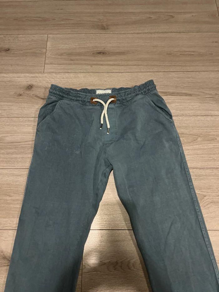 Très beaux pantalon Pull &Bear - photo numéro 2