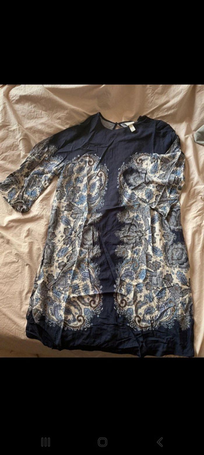 Robe tunique légère bleu marine imprimé cachemire taille M 38 h&m