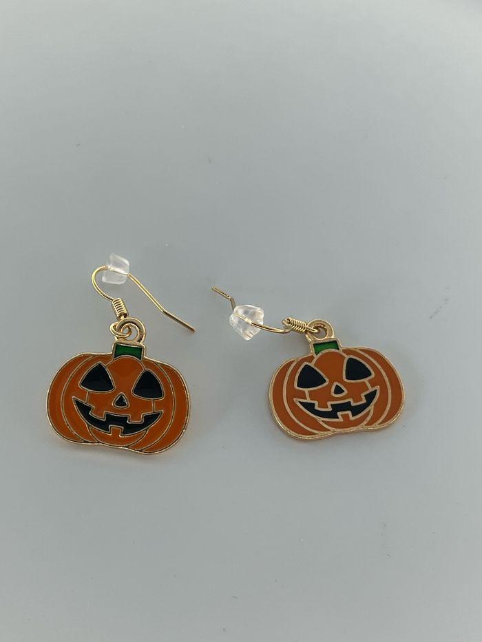 Boucles d’oreilles citrouille 🎃 - photo numéro 1