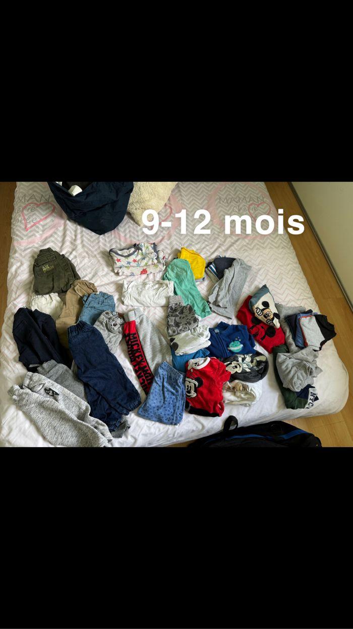 Lot vêtements bébé