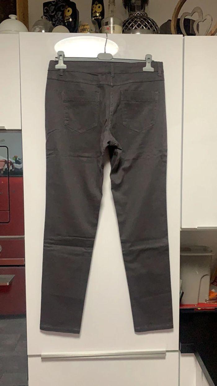 Pantalon droit gris - photo numéro 2