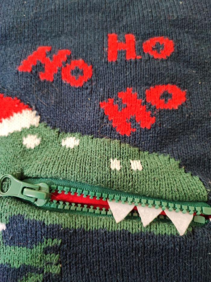 Pull dinosaures de Noël - photo numéro 2