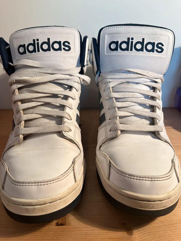 Baskets Adidas mi haute pointure 43,5 - photo numéro 1