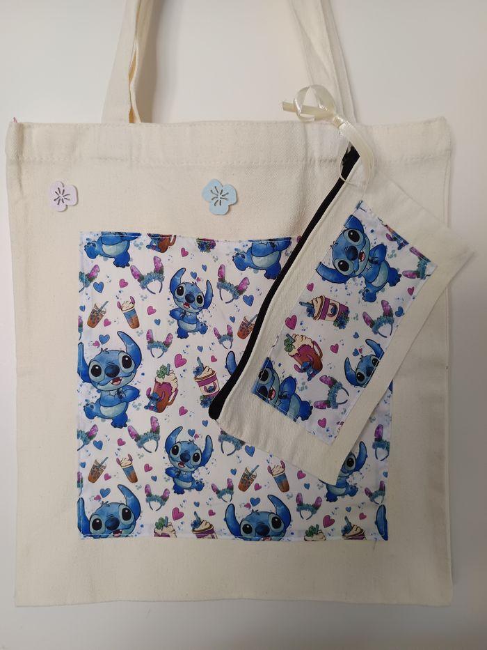 Sac bag fourre tout Stitch avec la trousse  12e