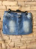 Mini jupe en jean taille 40