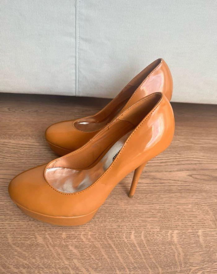 Escarpins Beige Haut Talon Taille 37 - photo numéro 1