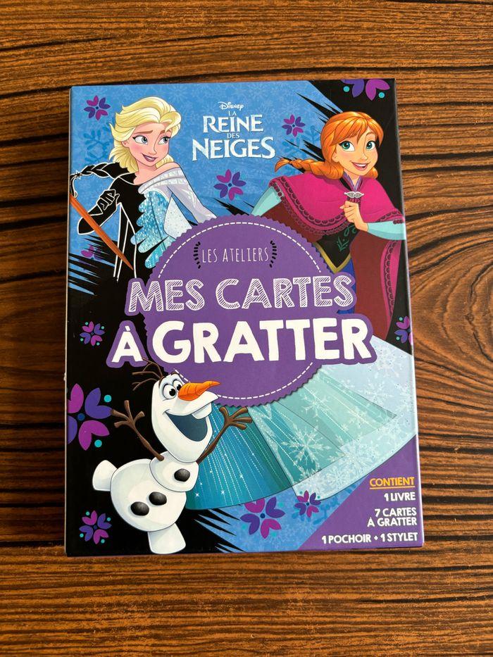 lot Reine des Neiges: cartes à gratter, mini livres à lire et mini livres à colorier - photo numéro 2