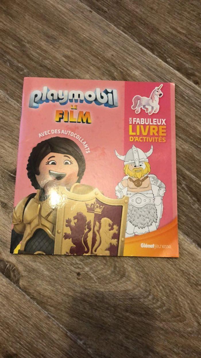 Livre activité playmobil le film - photo numéro 1