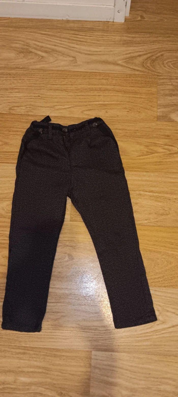 Lot de 2 pantalons de zara boys 5 ans - photo numéro 8