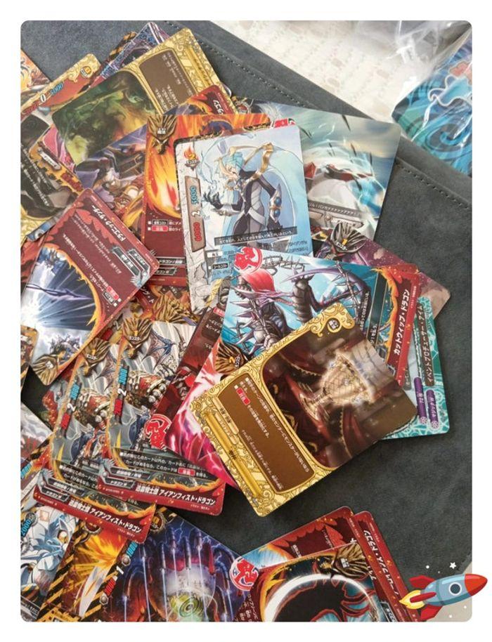 TCG 75 cartes Japonaise Buddy Fight - photo numéro 4