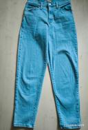 Jean levis mon bleu clair taille 38 (28 us)