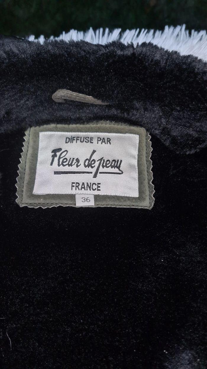 Veste peau retourné T 36 fausse fourrure intérieur - photo numéro 9