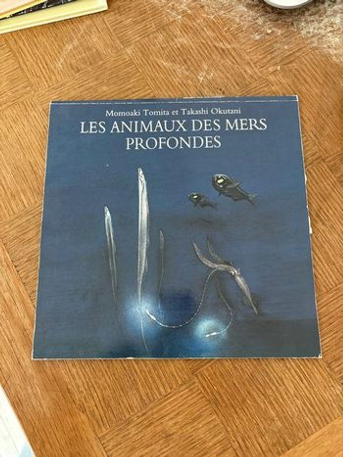 Les animaux des mers profondes / Momoaki Tomita - photo numéro 1