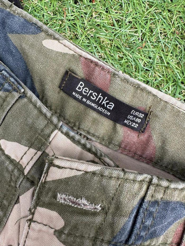 Cargo militaire taille 32 bershka - photo numéro 2