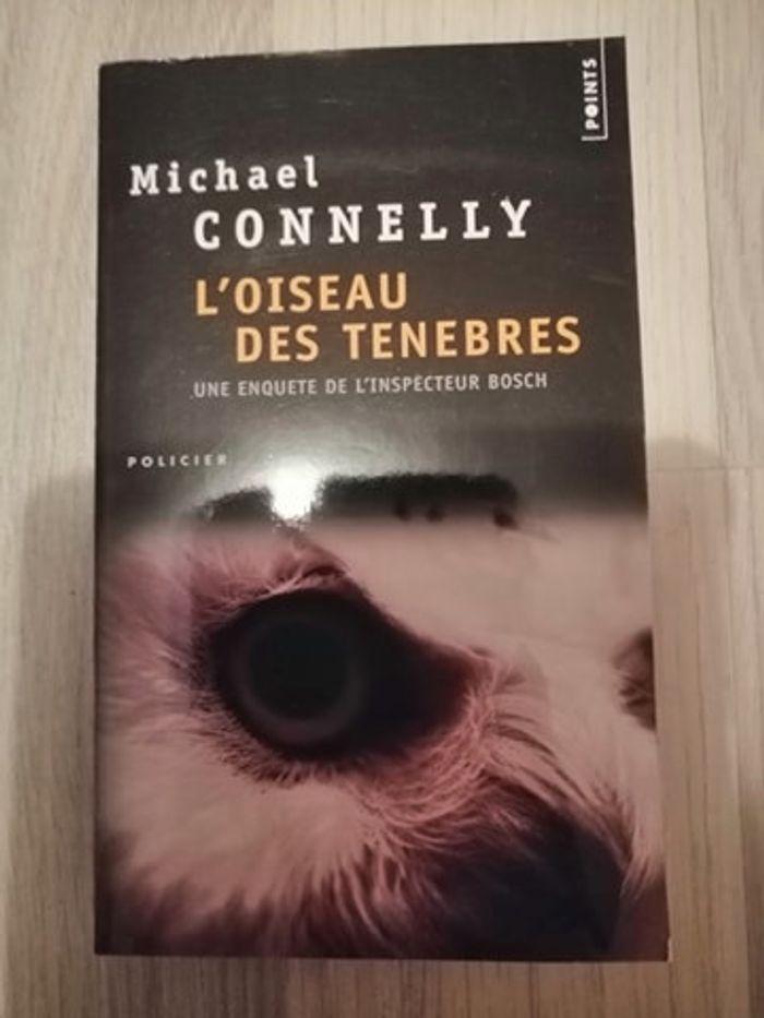 L'oiseau des ténèbres