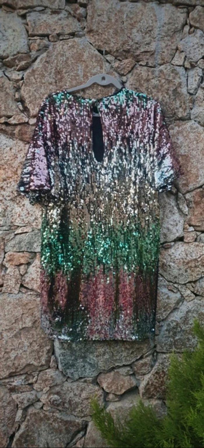 Robe à sequins - photo numéro 2