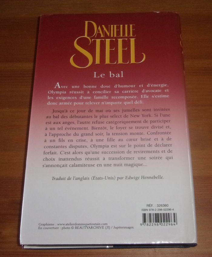 Le bal de Danielle Steel roman - photo numéro 2