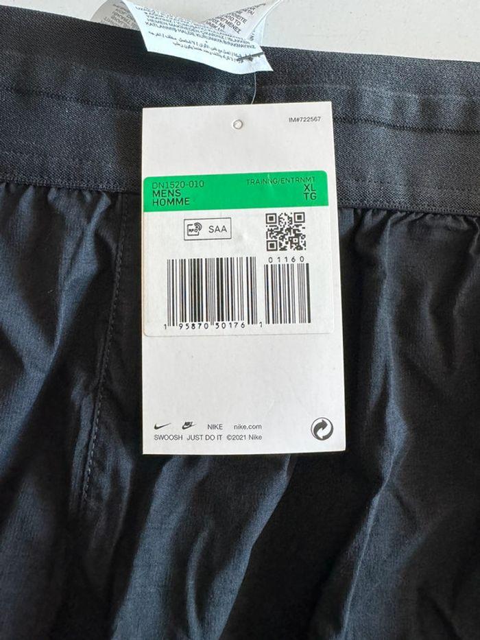 Short Nike dry-fit XL - photo numéro 3