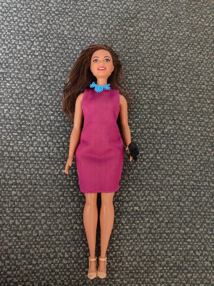 Barbie journaliste - photo numéro 1