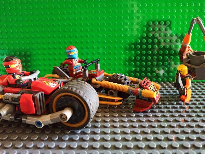 Lego 70600 course de motos Ninjago - photo numéro 1