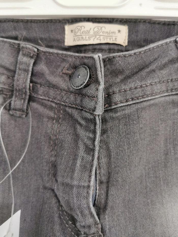 Jeans neuf T12ans - photo numéro 3