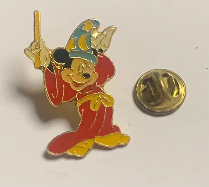 Pin’s Disney - photo numéro 1