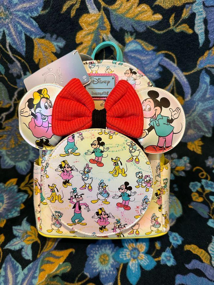 DISNEY - Disney 100 - Sac à dos avec serre tête  LoungeFly - photo numéro 1