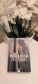 livre Ed Est Mort - McLean Russel D en tres bon etat