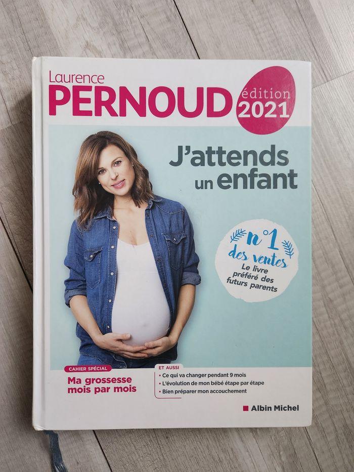 Livre j'attends un enfant - photo numéro 1