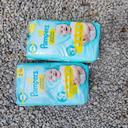 2 premium Pampers T2