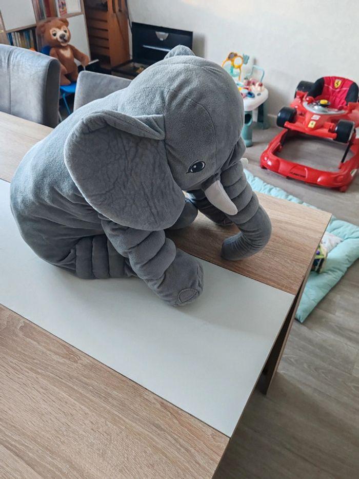 Grosse peluche éléphant - photo numéro 2