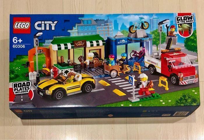 LEGO 60306 LA RUE COMMERCANTE CITY NEUF