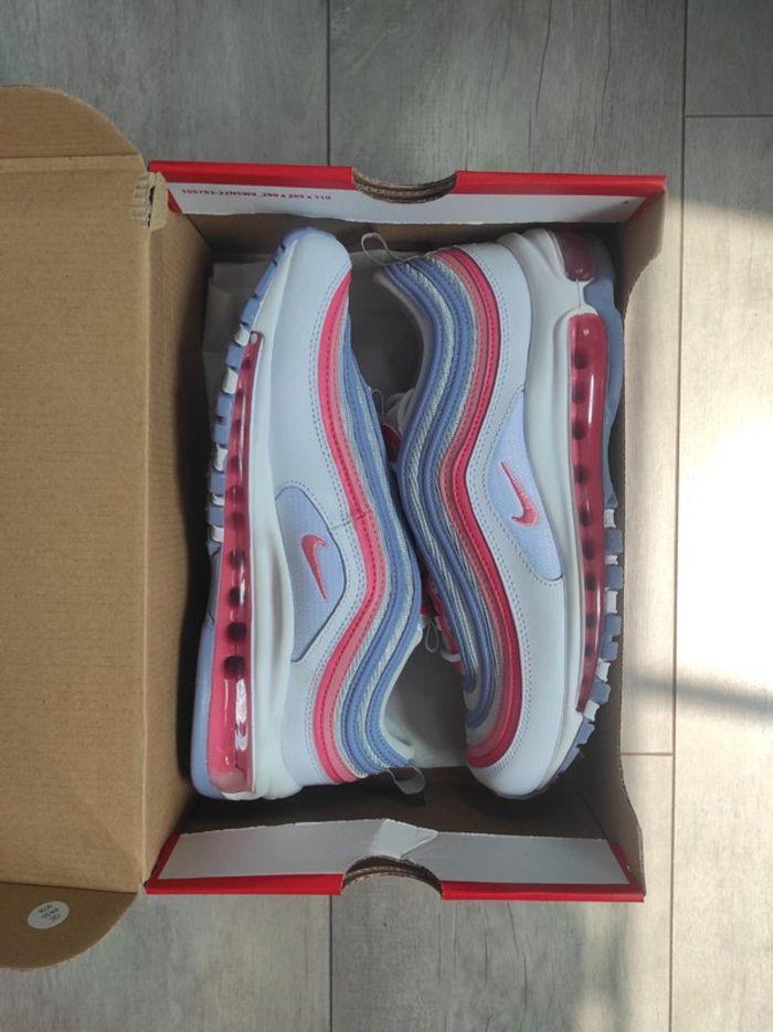 Baskets Nike air max 97 coral chalk pointure 40 neuves avec boîte d'origine - photo numéro 2