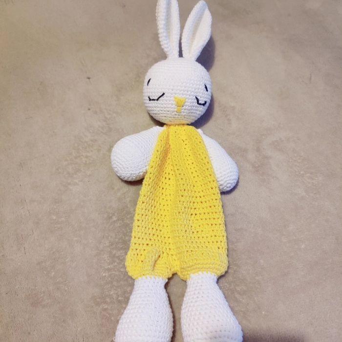 Doudou lapin jaune et blanc - photo numéro 3