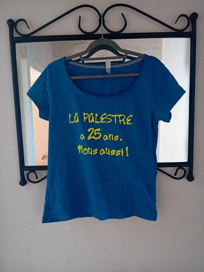 T-shirt bleu - photo numéro 1