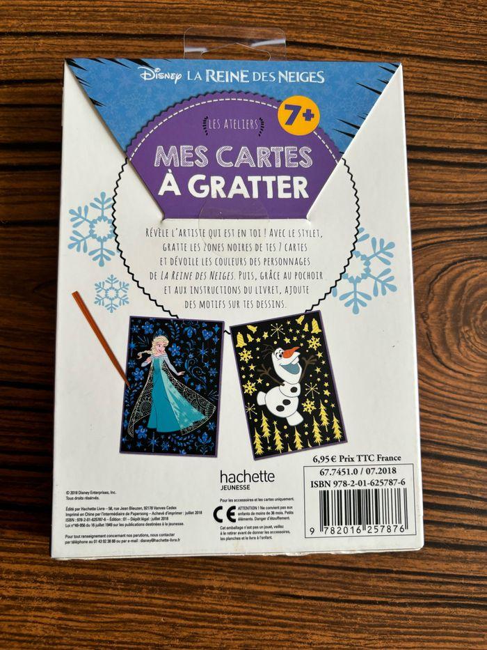 lot Reine des Neiges: cartes à gratter, mini livres à lire et mini livres à colorier - photo numéro 3