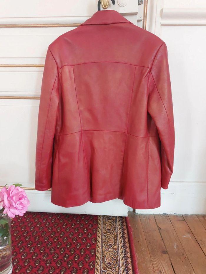 Manteau en cuir rouge - photo numéro 11