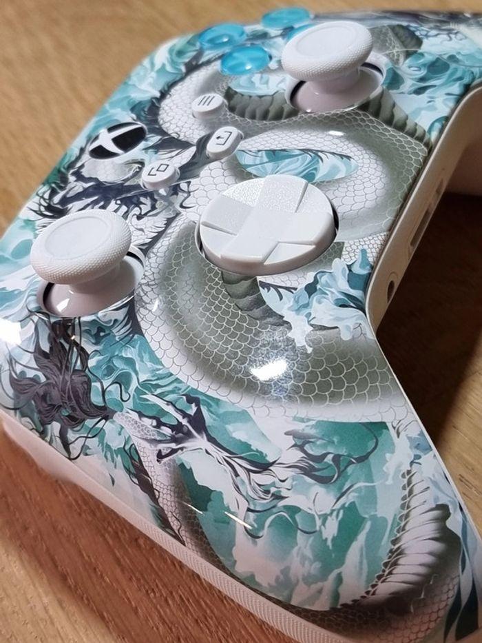 Manette Xbox Serie custom Dragon - photo numéro 4