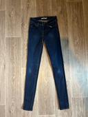 Jean levis 710