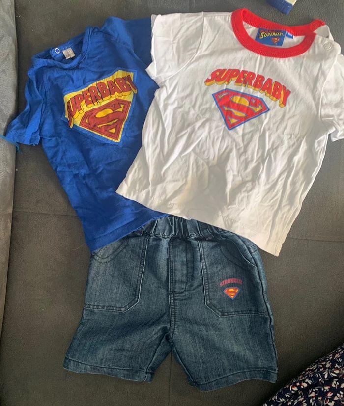 Short + 2 t-shirt superman - photo numéro 1