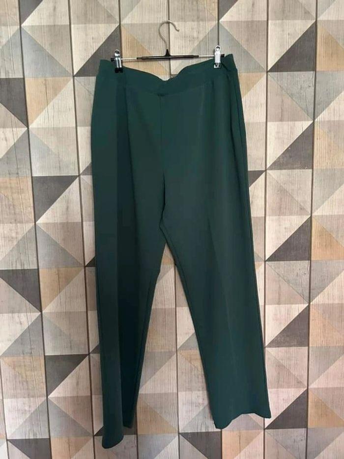 Joli pantaloon taille 46 - photo numéro 1